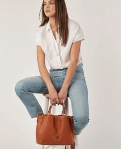 Florentine Brenna Natural -Dooney & Bourke 8L1905 ILD lifestyle 1