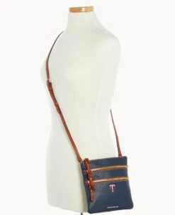 MLB Twins N S Triple Zip Crossbody TWINS -Dooney & Bourke B0298G AWNVPATNTWNS ALT4 1