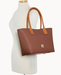 Saffiano Small Russel Amber -Dooney & Bourke B0567G SIARPANA ALT4 1