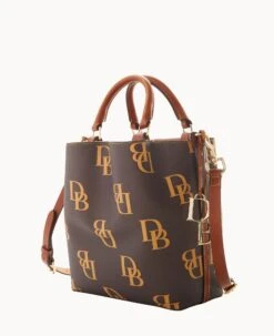 Monogram Small Barlow Brown Tmoro -Dooney & Bourke B1034G QRBMPAKR ALT1 1