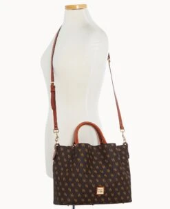Gretta Barlow Brown Tmoro -Dooney & Bourke B1036G NGBMPATN ALT4 1