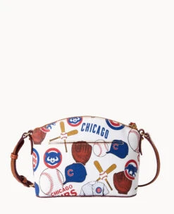 MLB Cubs Suki Crossbody CUBS 15 MLB Cubs Suki Crossbody CUBS -Dooney & Bourke B1696G QUMWPATNCUBS ALT3