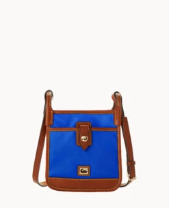 Wayfarer Letter Carrier Black 37 Wayfarer Letter Carrier Black -Dooney & Bourke B1747G WWFBLSKR