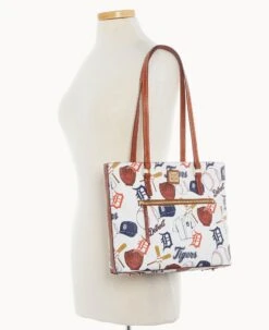 MLB Tigers Shopper TIGERS 16 MLB Tigers Shopper TIGERS -Dooney & Bourke B1924G QUMWPATNTGRS ALT4 1