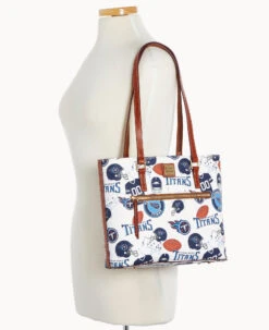 NFL Titans Shopper TITANS 12 NFL Titans Shopper TITANS -Dooney & Bourke B1924G QWMWPATNTTNS ALT4