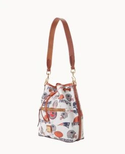 NFL Patriots Drawstring PATRIOTS -Dooney & Bourke B1935G QWMWPATNPATR ALT1 1
