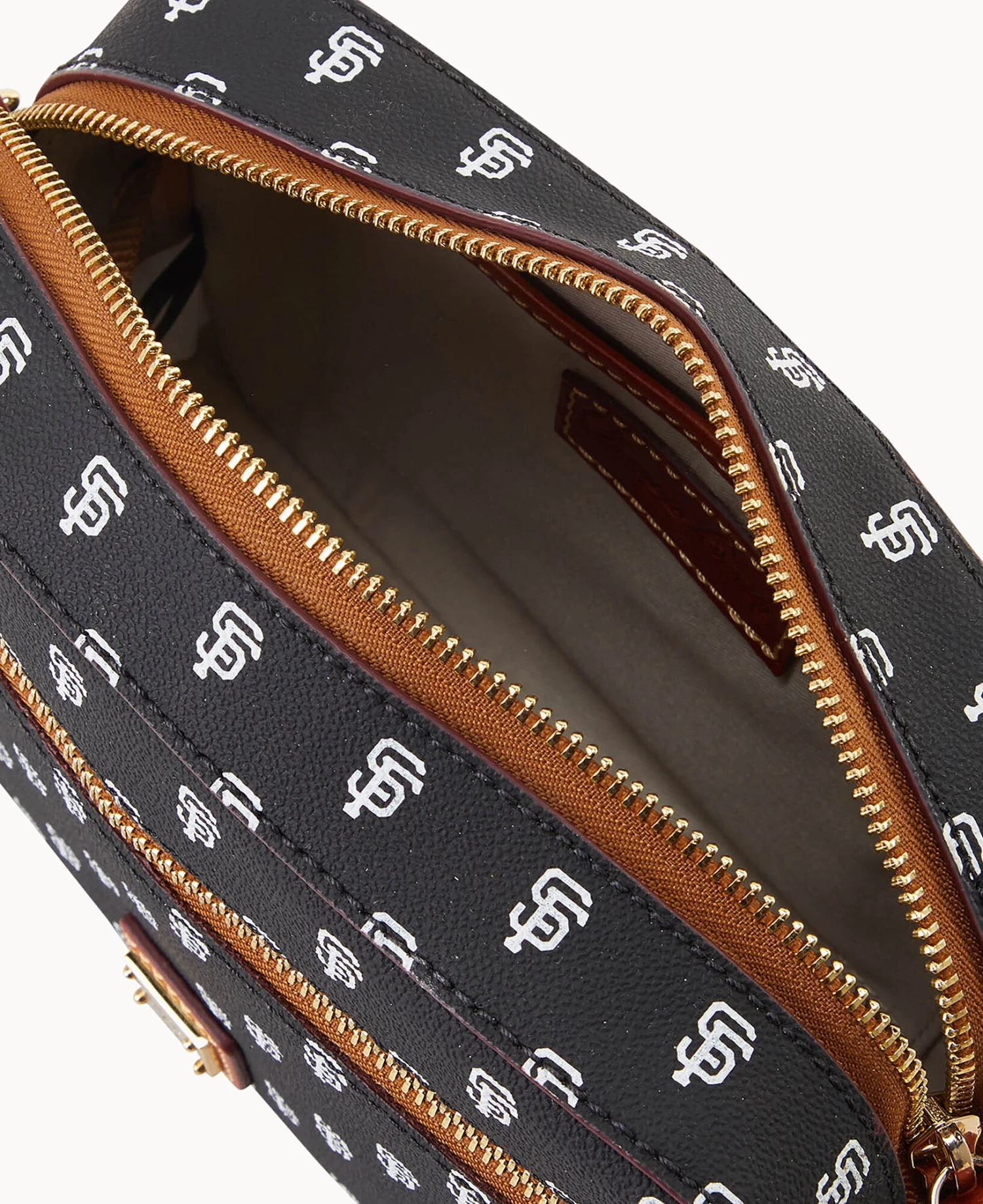 MLB Giants Camera Zip Crossbody GIANTS 3 MLB Giants Camera Zip Crossbody GIANTS - Image 3