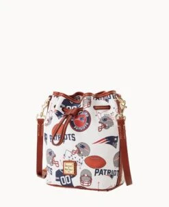 NFL Patriots Small Drawstring PATRIOTS -Dooney & Bourke B1959G QWMWPATNPATR ALT1 1