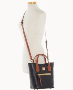 Ostrich Brinley Black -Dooney & Bourke B2227G OTBLPAKR ALT4 1