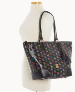 DB75 Multi Career Tote Black -Dooney & Bourke B2258G 5SBLPABL ALT4 1