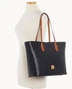 Ostrich Large Tote Black -Dooney & Bourke B2321G OTBLPAKR ALT4 1