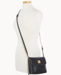 Saffiano Letter Carrier Black -Dooney & Bourke B2345G SIBLSIBL ALT4 1
