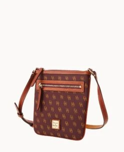 Gretta Letter Carrier Bordeaux 21 Gretta Letter Carrier Bordeaux -Dooney & Bourke B2722G NGBXPATN ALT1 1