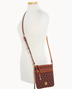 Gretta Letter Carrier Bordeaux 18 Gretta Letter Carrier Bordeaux -Dooney & Bourke B2722G NGBXPATN ALT4