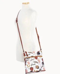 MLB Giants Crossbody GIANTS 17 MLB Giants Crossbody GIANTS -Dooney & Bourke B3264G QUMWPATNGINT ALT4 1