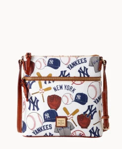 MLB Yankees Crossbody YANKEES -Dooney & Bourke B3264G QUMWPATNYANK 2
