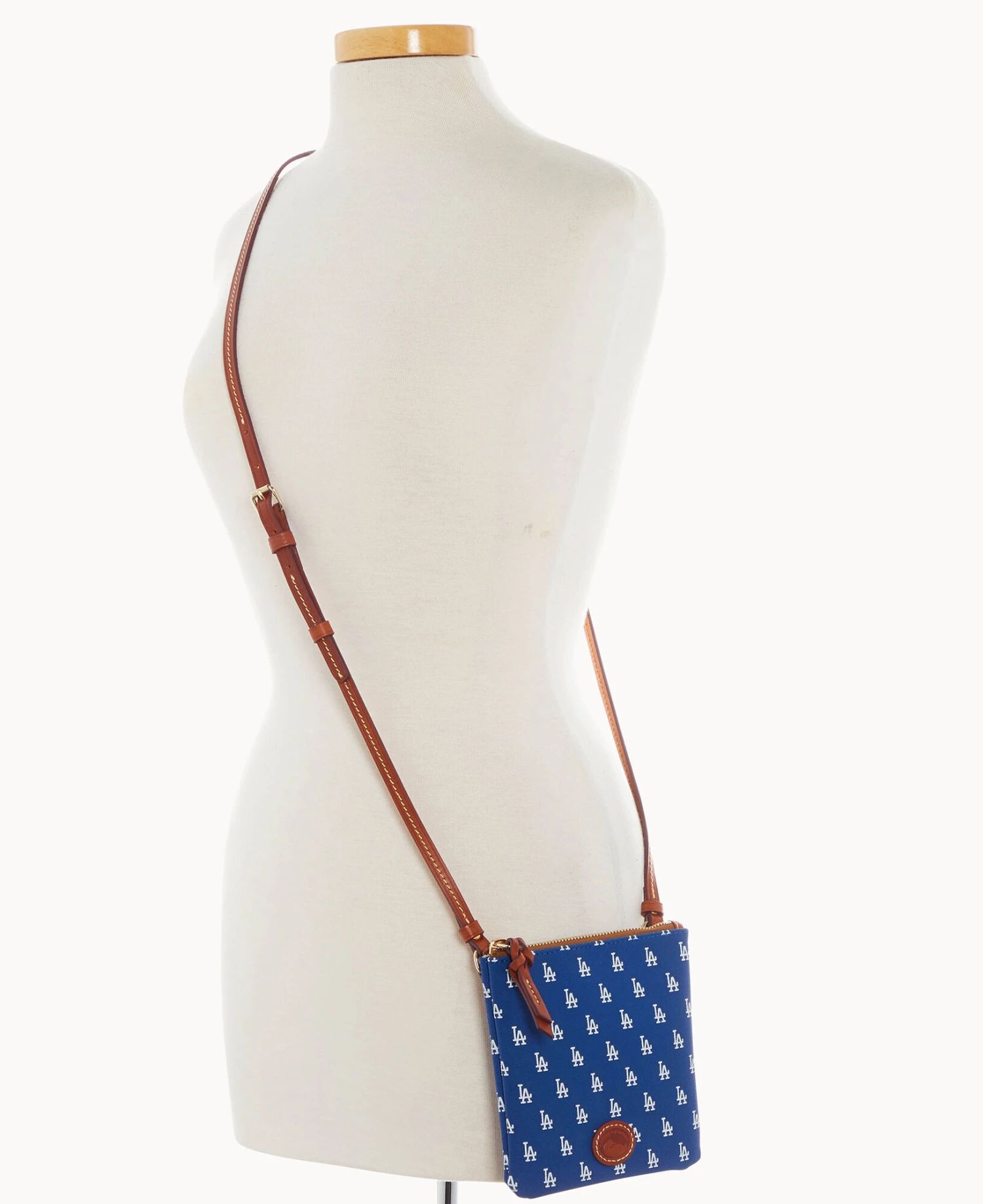 MLB Dodgers Small North South Top Zip Crossbody Dodgers 4 MLB Dodgers Small North South Top Zip Crossbody Dodgers - Image 4