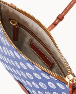 MLB Cubs North South Top Zip Crossbody Cubs -Dooney & Bourke BL371G MJBUPATNCUBS ALT2 1