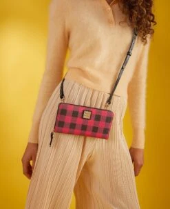 Tucker Large Zip Around Wristlet Crossbody Black -Dooney & Bourke BTUCK1792 ILD lifestyle 1