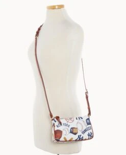 MLB Yankees Lexi Crossbody Sm Coin Case YANKEES -Dooney & Bourke M1400G QUMWPATNYANK ALT4 1