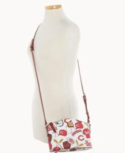 MLB Reds Suki Crossbody Med Wristlet REDS -Dooney & Bourke M1696G QUMWPATNREDS ALT4