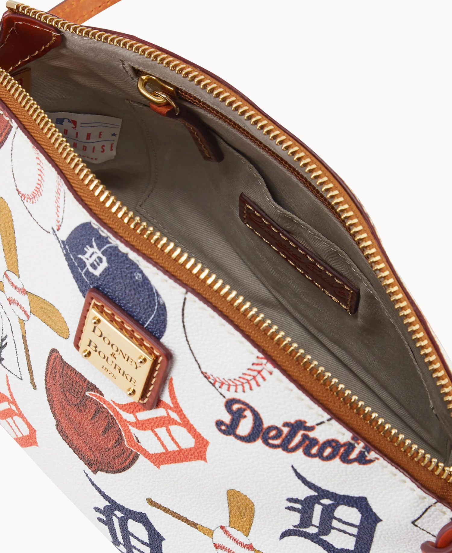 MLB Tigers Suki Crossbody Med Wristlet TIGERS 3 MLB Tigers Suki Crossbody Med Wristlet TIGERS - Image 3