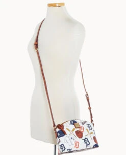 MLB Tigers Suki Crossbody Med Wristlet TIGERS 15 MLB Tigers Suki Crossbody Med Wristlet TIGERS -Dooney & Bourke M1696G QUMWPATNTGRS ALT4