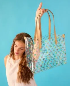 It Medium Shopper Black -Dooney & Bourke MJITM ILD lifestyle 1