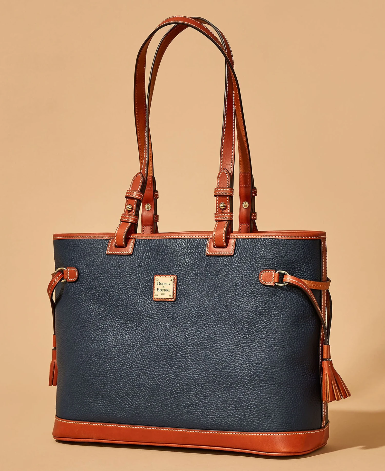 Pebble Grain Double Strap Tassel Bag Black Black 2 Pebble Grain Double Strap Tassel Bag Black Black - Image 2