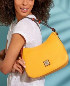 Pebble Grain Small Kiley Hobo Bone 27 Pebble Grain Small Kiley Hobo Bone -Dooney & Bourke R1690 ILD lifestyle 1