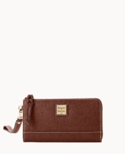 Saffiano Folded Zip Wristlet Black 28 Saffiano Folded Zip Wristlet Black -Dooney & Bourke W0177G SIARSIAR