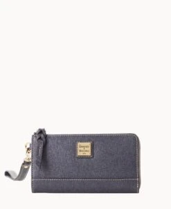 Saffiano Folded Zip Wristlet Black 35 Saffiano Folded Zip Wristlet Black -Dooney & Bourke W0177G SIDYSIDY