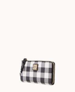 Tucker Folded Zip Wristlet Black 12 Tucker Folded Zip Wristlet Black -Dooney & Bourke W0177G TUBLPABL ALT1 1