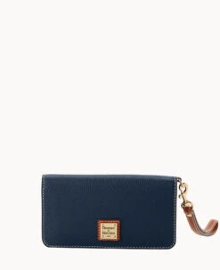 Pebble Grain Fey Phone Wristlet Black Black -Dooney & Bourke W0431G AWMDPATN